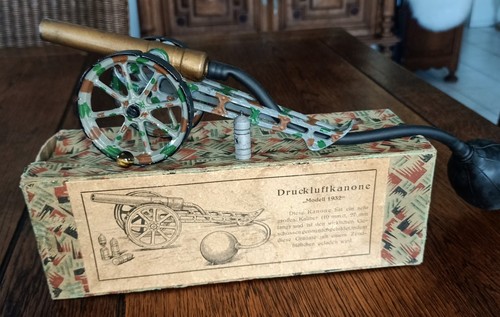 Antike druckluft kanone - druckluft,