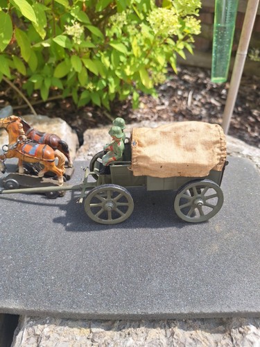 Militärplanwagen mit pferden - mit,