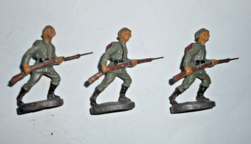 Soldaten mit gezogenem - 3,